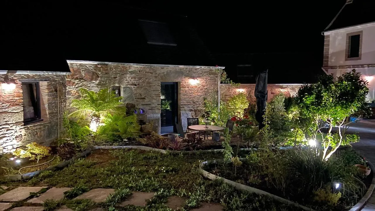 L’ARDOISIÈRE, maison d’hôtes et d’amis Locquirec Bed & Breakfast